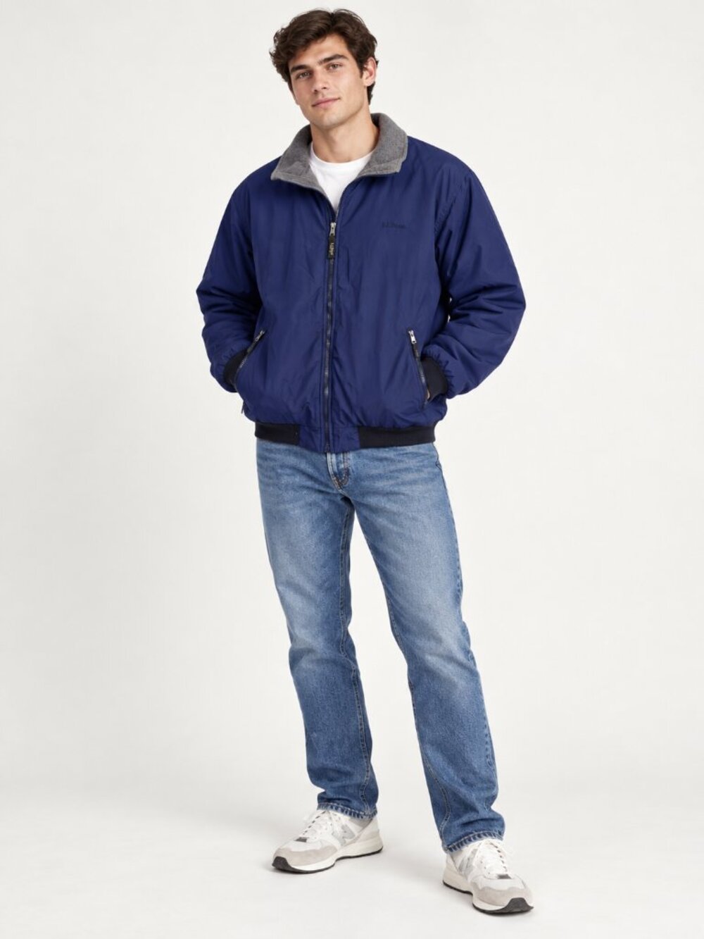 L.L.Bean XXL Navy blue zip-up jacket with a gray fleece collar, zippered pocket